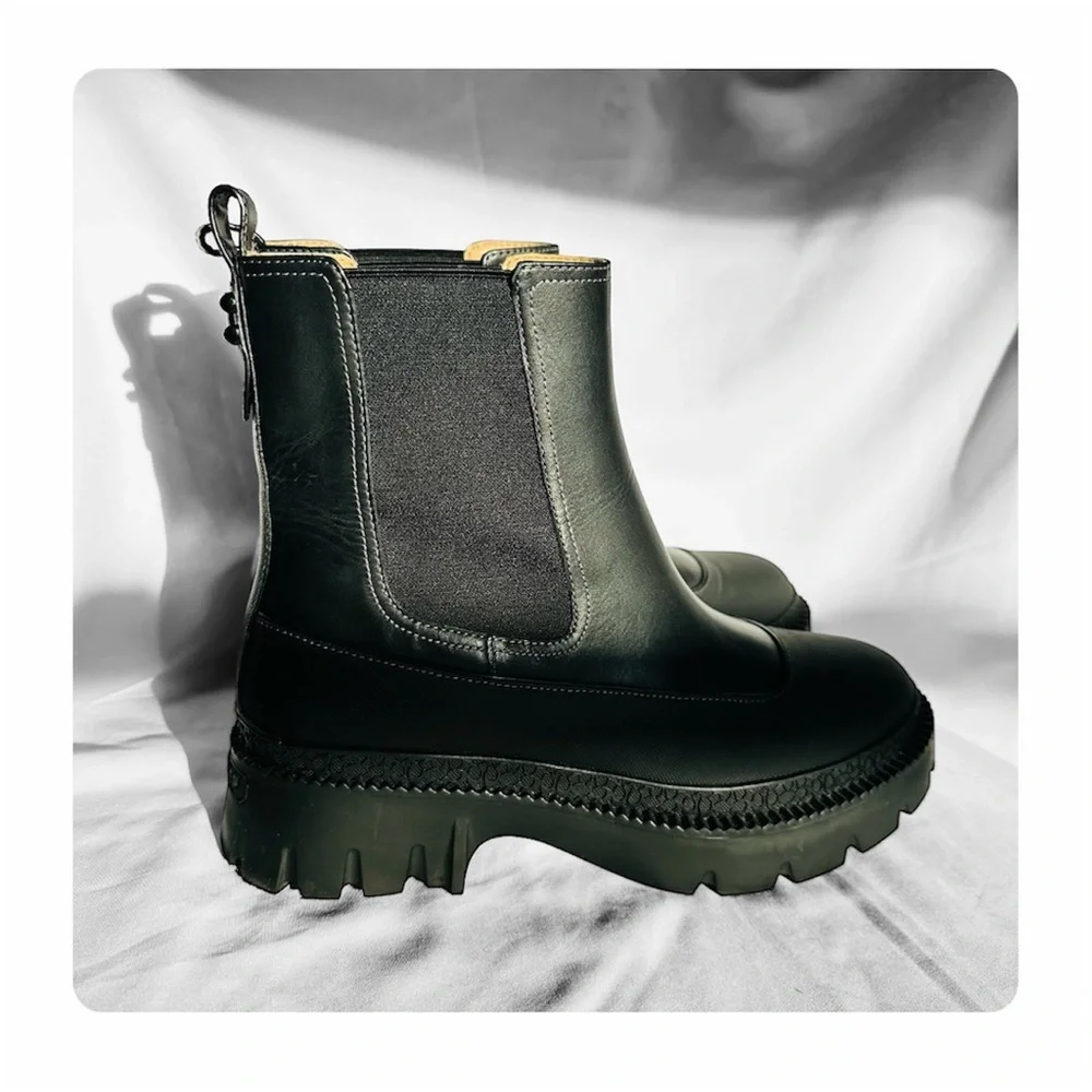 β
NWOT Coach Jayla Booties - Black β
- Picture 4 of 17